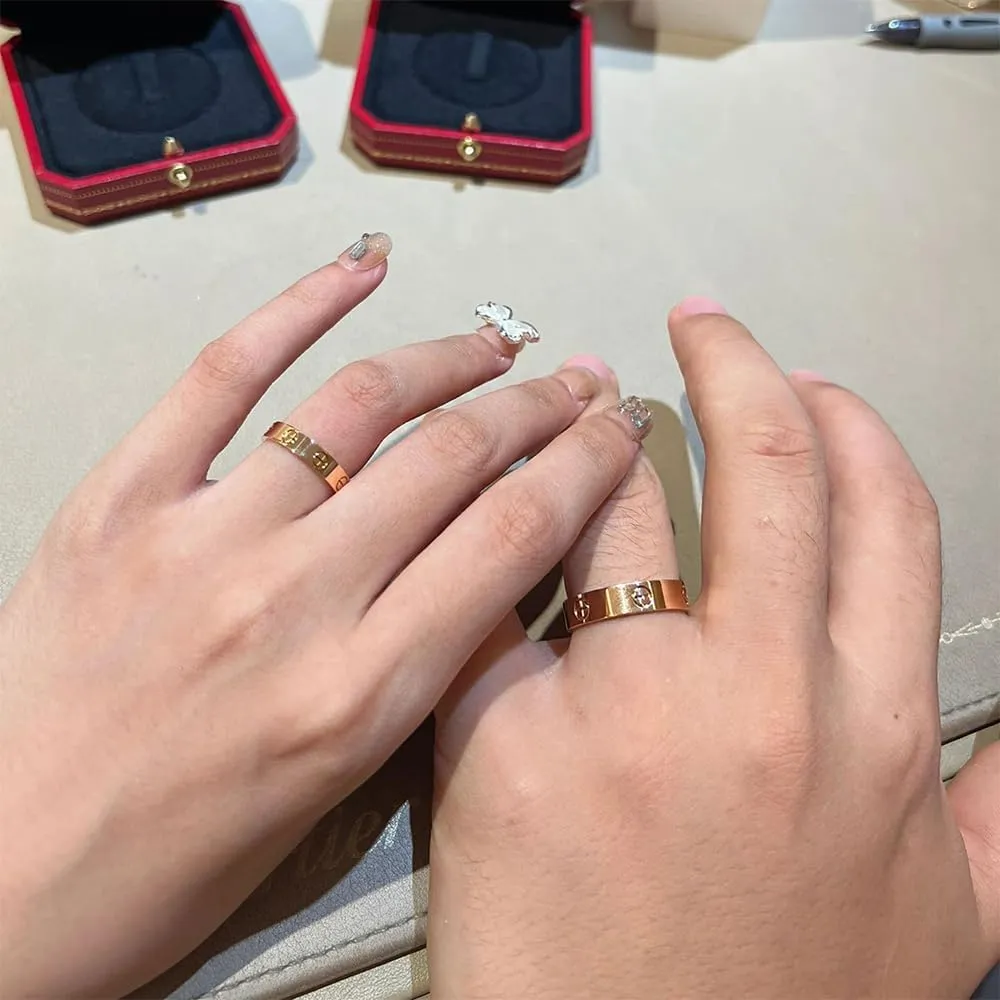 Love Ring For Women Men Girls Boys Titanium Steel 18K Gold Jewelry Unisex Adult Wedding Birthday Present Anniversary Best Gifts